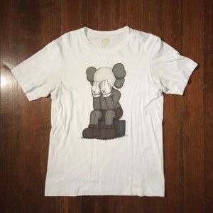 Kaws x UNIQLO Collab Tee